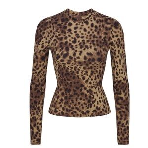 Skims LEOPARD top only